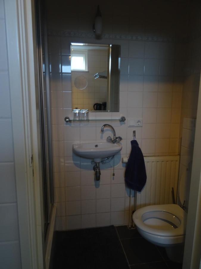 Studio Met Woonslaapkamer,Keuken En Badkamer Dreefje 5 Весткапеле Екстериор снимка
