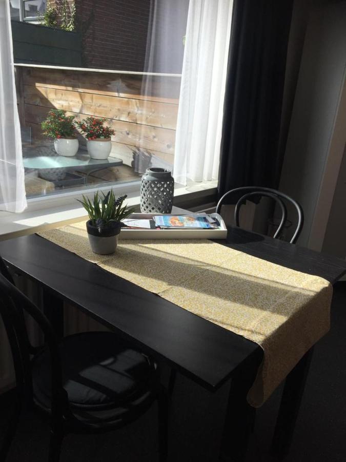 Studio Met Woonslaapkamer,Keuken En Badkamer Dreefje 5 Весткапеле Екстериор снимка